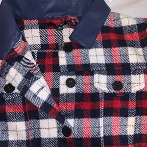 Cropped womens flannel jacket never worn